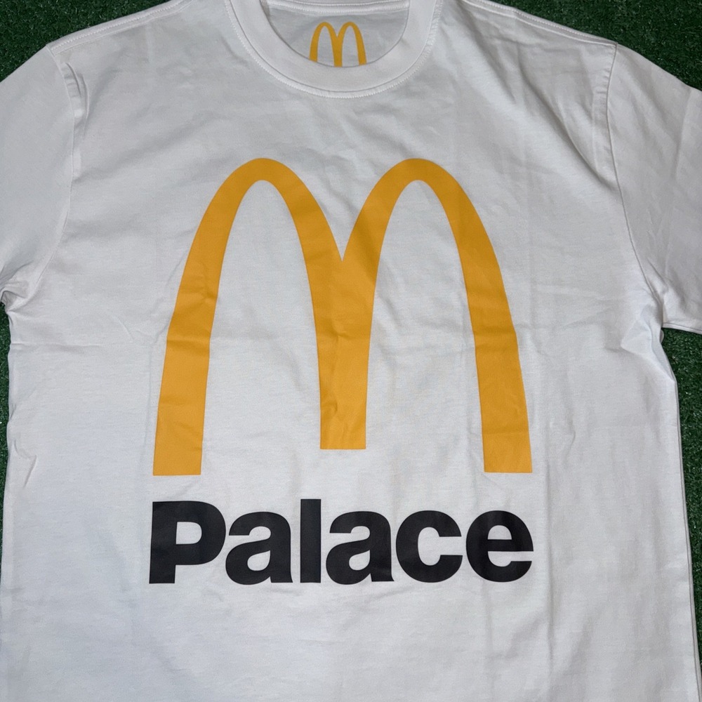 McDonald's X Palace‎ T-Shirt Size Large - Picture 2 of 6
